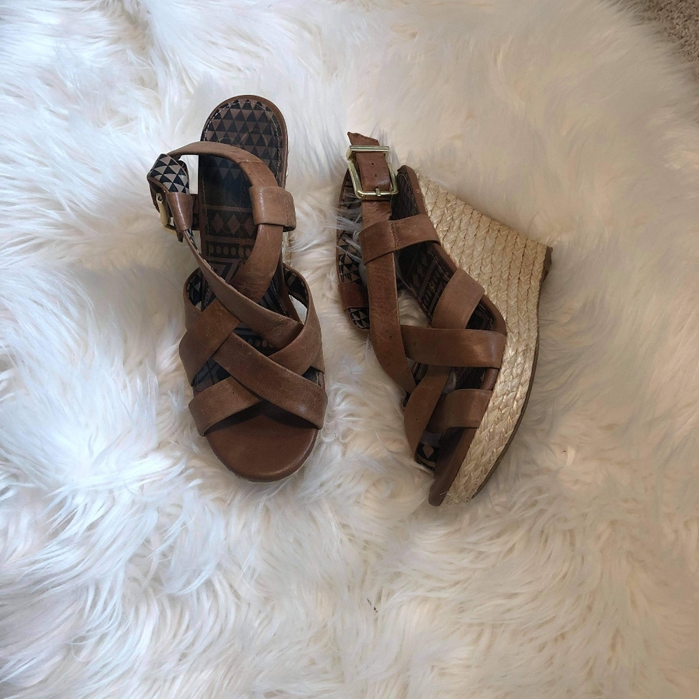 Brown strappy Wedges